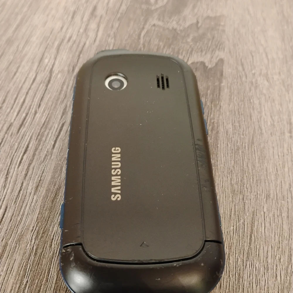 Samsung Black Cell Phone